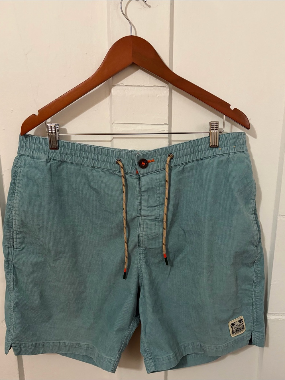 HOWLER PRESSURE DROP
CORD SHORTS